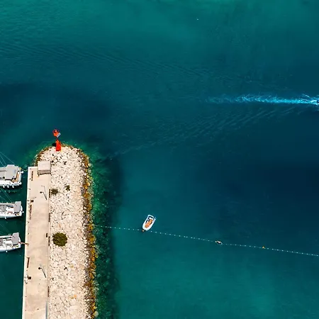 With Pool 8 Guests Near Tisno Island Murter * יזרה